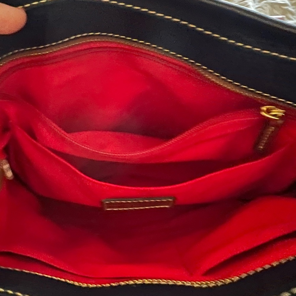 Dooney & Bourke - Picture 7 of 8